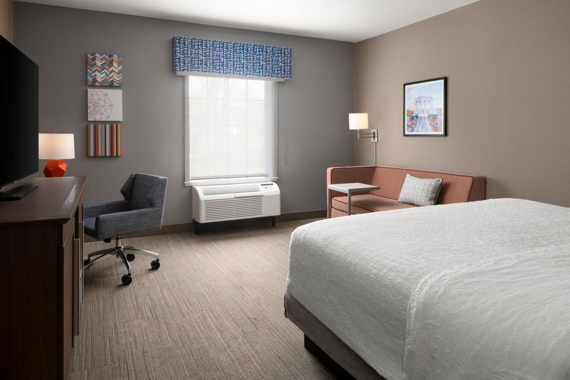 Hampton Inn & Suites Yonkers - Westchester Exterior photo
