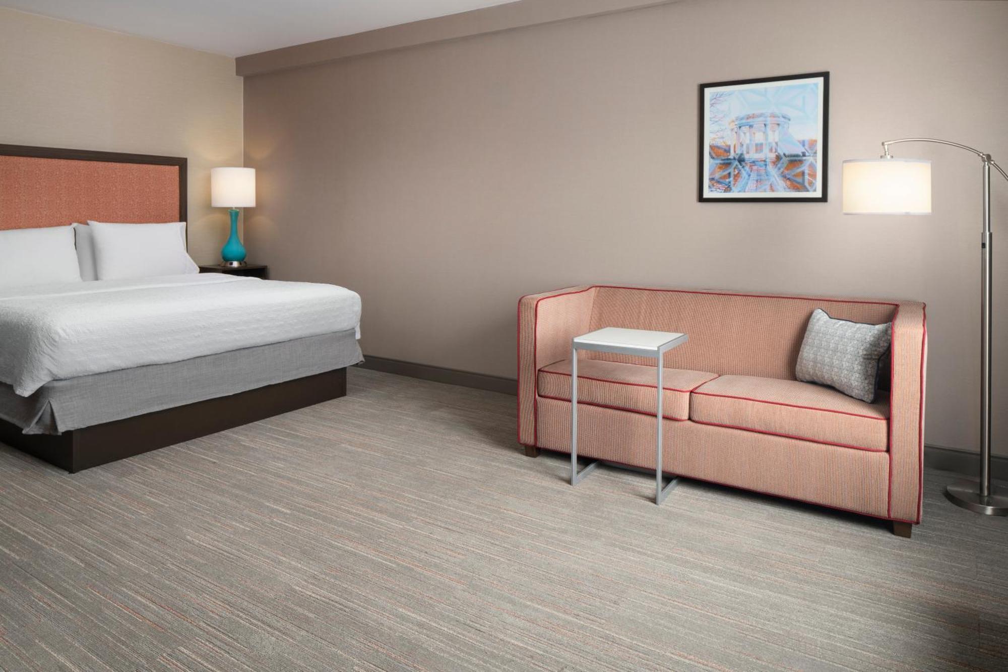 Hampton Inn & Suites Yonkers - Westchester Exterior photo